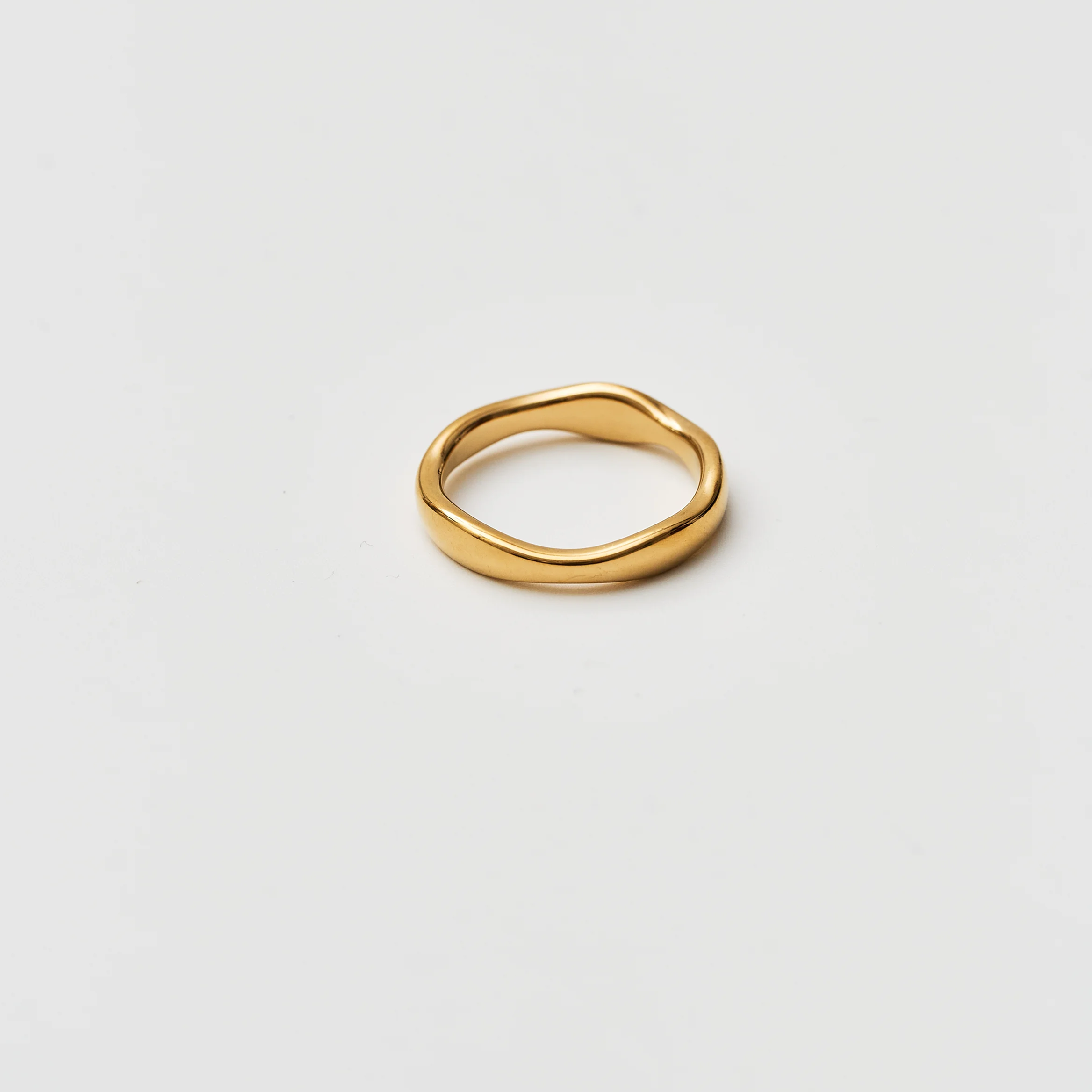 Jewelry image showing color options — second color